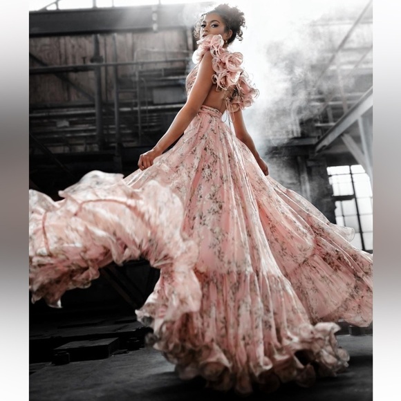 Mac Duggal 67803 Floral Chiffon Cutout Ruffle Shoulder Ball Gown Maxi Dress sz 8 - Picture 3 of 15